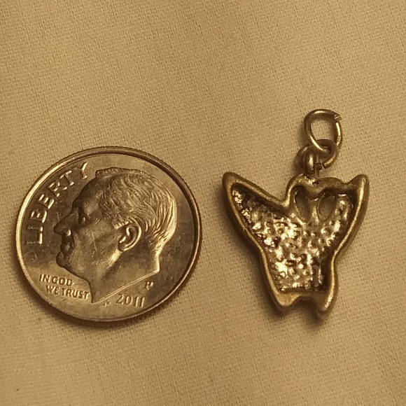 FINAL PRICE Vintage 70's Butterfly Charm - Picture 3 of 3